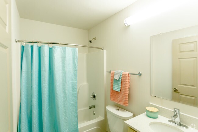 College Center, Murfreesboro, TN 37130 - photo 3