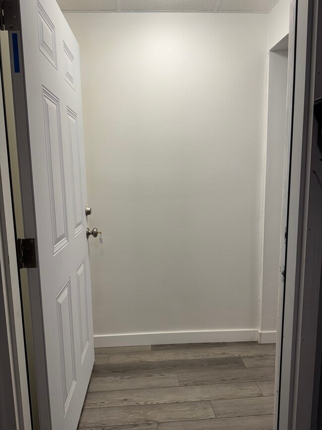 516 8th St S unit 3, Great Falls, MT 59405 - photo 3