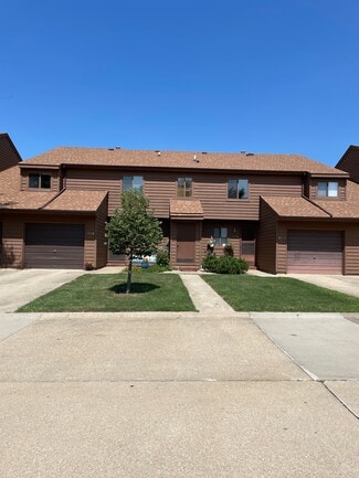 2148 Sunview Dr Unit 2148 Sunview Drive, Champaign, IL 61821