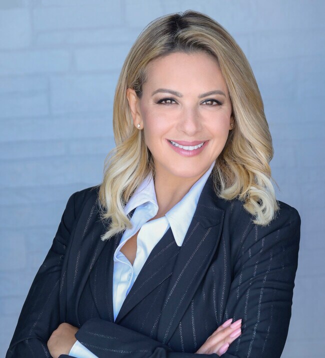Agent Photo