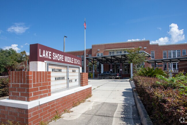Lakeshore Middle School serves students in the Lakeshore community.