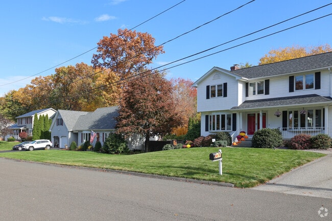 Large front yards adorn homes in Westover.