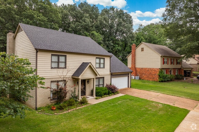 Poplar Estates is primarily a residential neighborhood and single family homes make up the majority of the area.