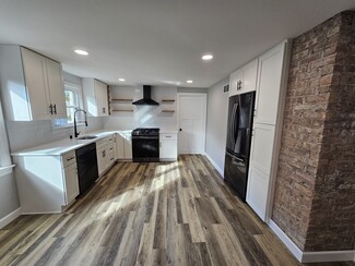 1066 Poplar St Unit 1066A Poplar Street, West Bend, WI 53095