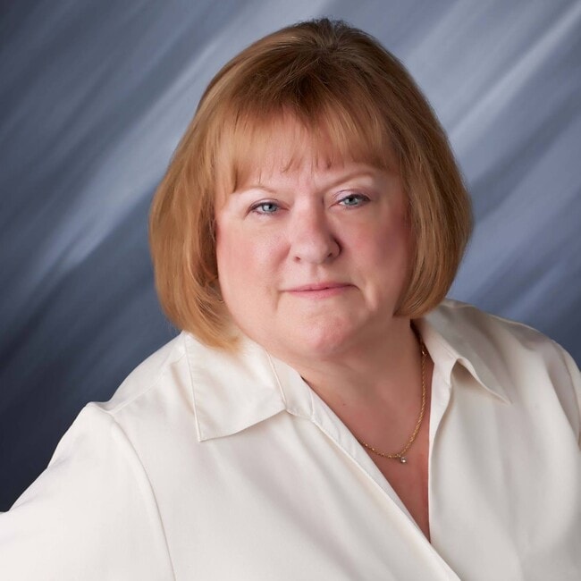 Vicki Ashton-Hendrixson