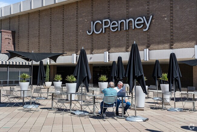 JCPenney stands as a family favorite for shopping in Sun Terrace's Sunvalley Center.
