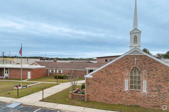 Riverpointe Christian Academy is a great choice for faith based learning.