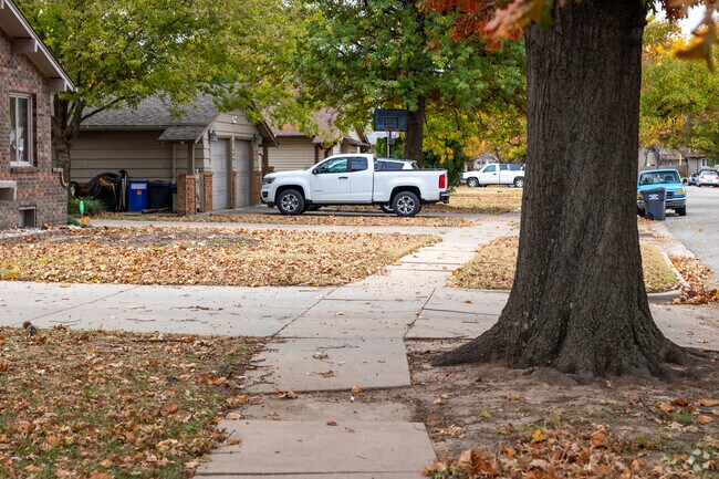 Sidewalks run throughout the Sunnybrook neighborhood.