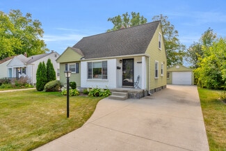 3711 Normandy Rd, Royal Oak, MI 48073