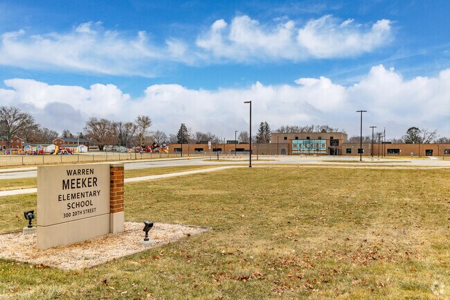 Meeker Elementary is where young learners from Roosevelt thrive and grow.