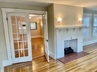 19 E Manning St Unit First Floor, Providence, RI 02906