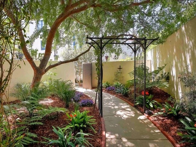 220 Santa Barbara St, Santa Barbara, CA 93101 - photo 3