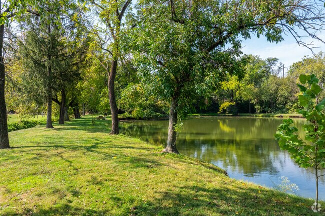 Take a stroll along the banks of Delinger Pond.