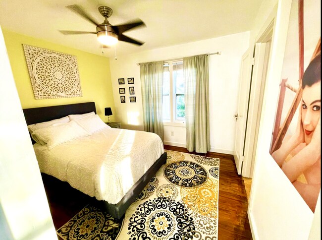 3319 W Paul Ave, Tampa, FL 33611 - photo 7