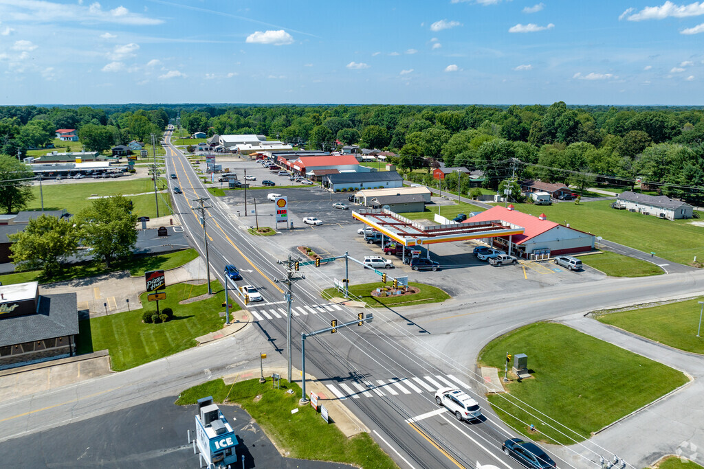 1 Tennessee 52, Lafayette, TN 37083 | Homes.com