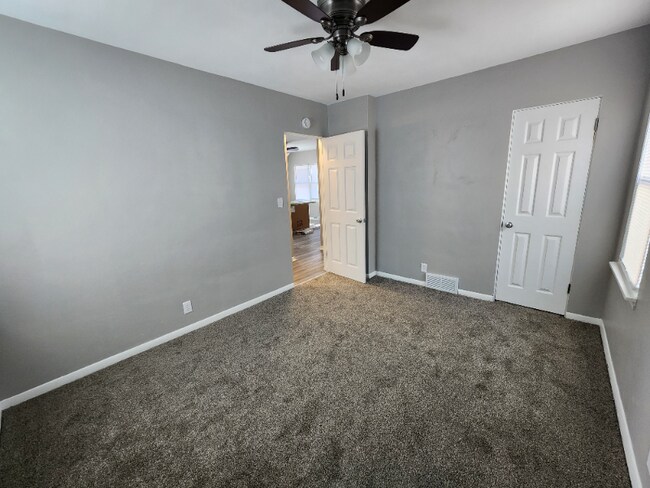 2049 34th St, Rock Island, IL 61201 - photo 5