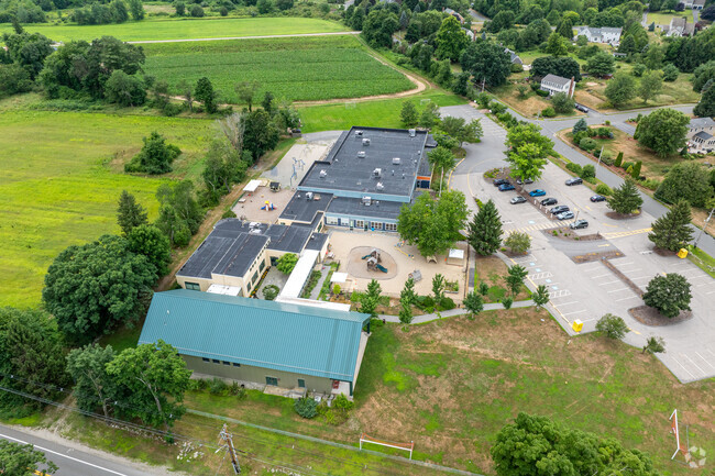 Oak Meadow Montessori School in Littleton, MA.