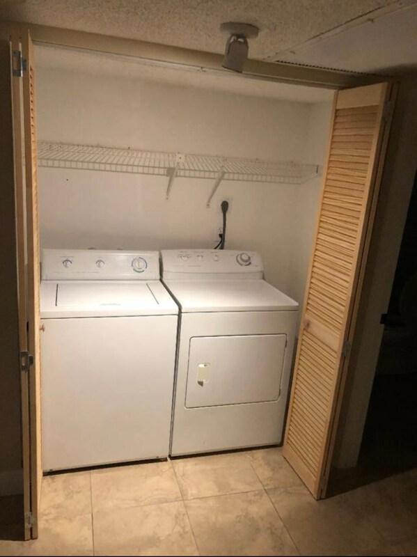 8343 Lake Dr, Doral, FL 33166 - photo 6