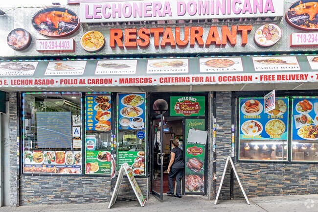 Dominicana Pollo Sabroso offers eat-in and delivery for Mt Eden residents.