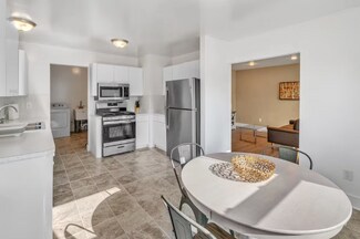 27138 Alger Blvd, Madison Heights, MI 48071