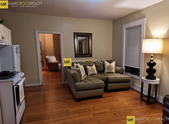 149 Meridian St unit 4, Boston, MA 02128 - photo 4