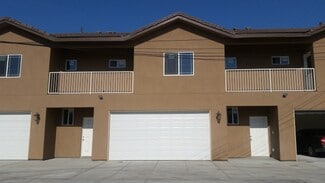 2407 Hughes Ln, Bakersfield, CA 93304