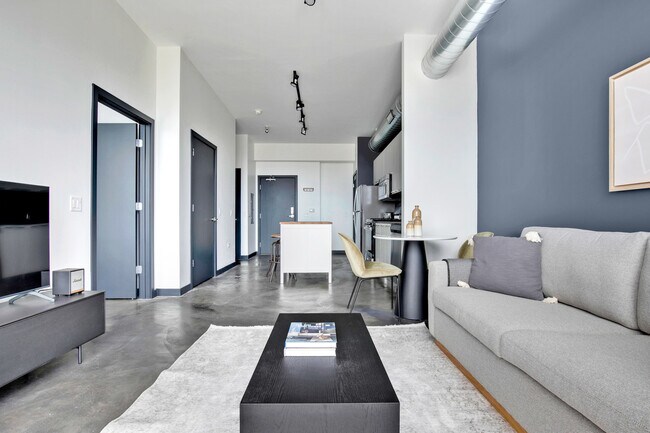 1647 N Milwaukee Ave unit FL4-ID1386, Chicago, IL 60647 - photo 3