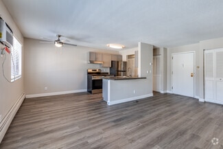 2050 7th Ave E, North Saint Paul, MN 55109