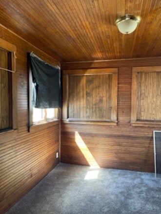 480 Irene St unit Upstairs, Platteville, WI 53818 - photo 7