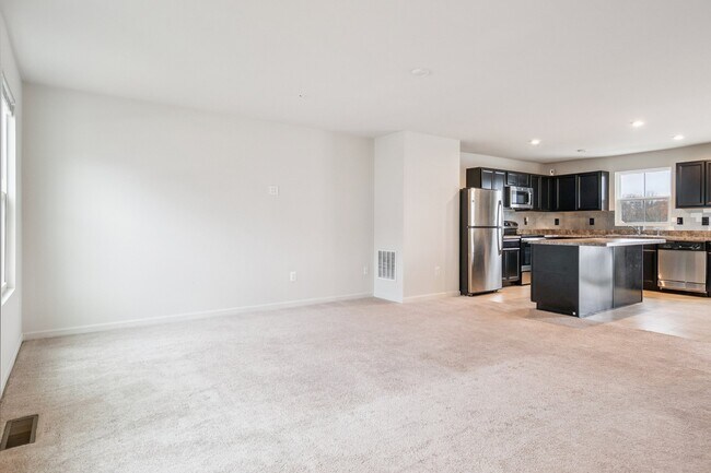 10108 Blansford Way, Middle River, MD 21220 - photo 2