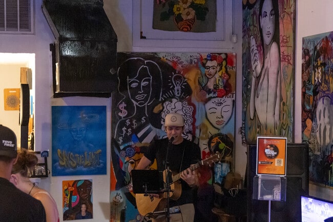 Many Northside bars feature local musicians on weekend evenings.