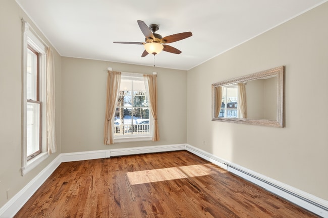 2633 Colfax Ave S, Minneapolis, MN 55408 - photo 5