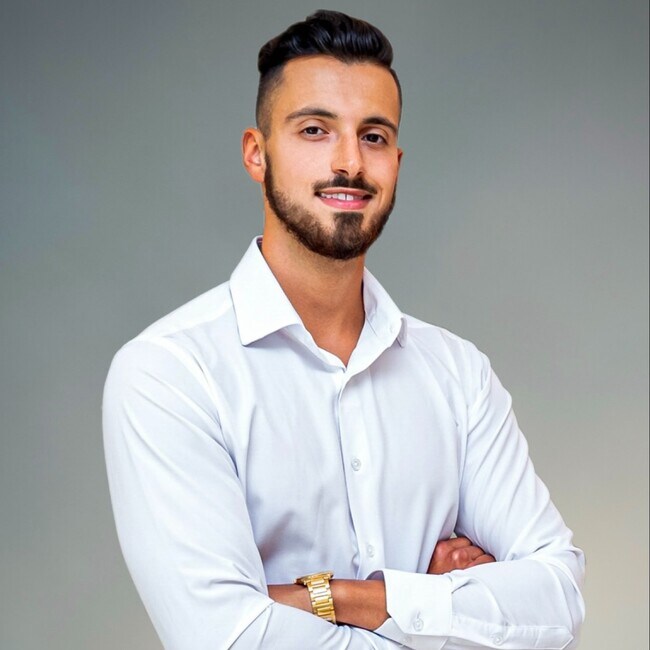 Agent Photo