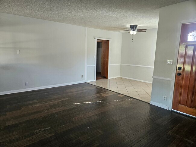 14679 Nurmi St, Sylmar, CA 91342 - photo 2
