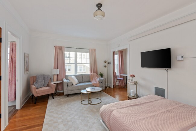 Embassy unit 408, Portland, OR 97209 - photo 5