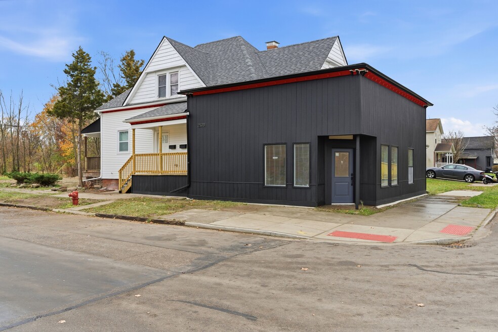 2503 W Forest Ave, Detroit, MI 48208 - photo 1