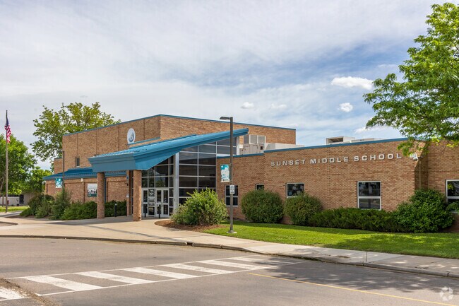 Sunset Middle School received a B-minus grade from Niche.