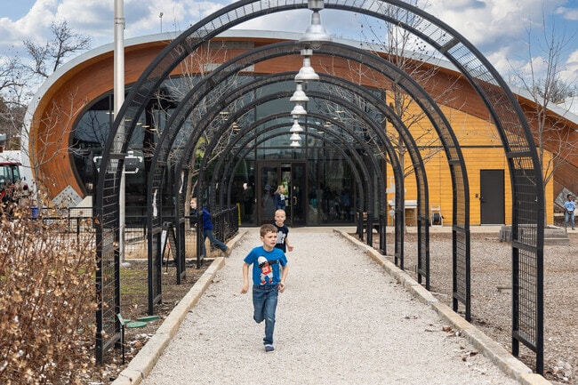 The Saint Louis Science Center in offers interactive exhibits and learning galleries.