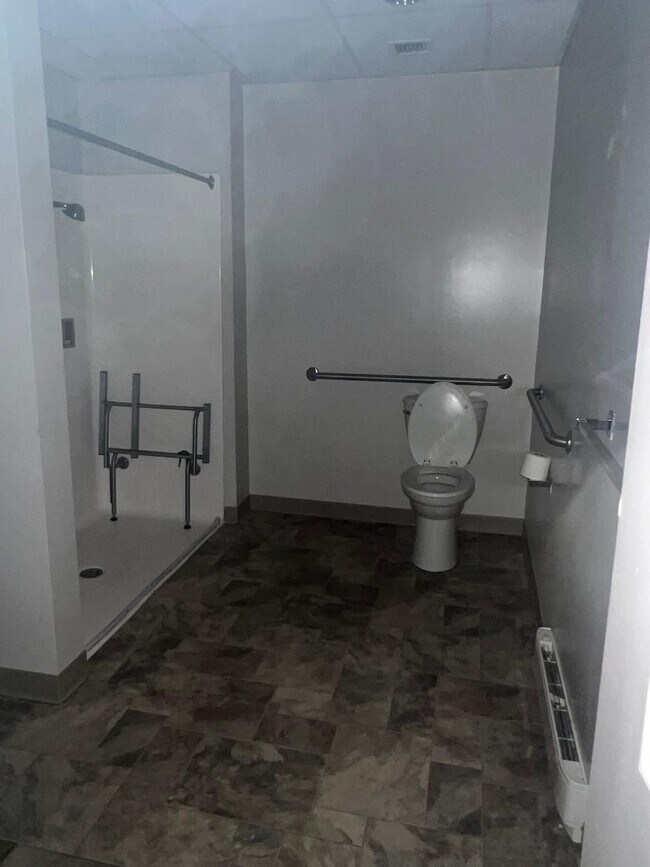 11 Lawrence St unit 309, Lawrence, MA 01840 - photo 5