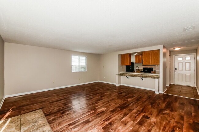 812 Coolee Ln, Indianapolis, IN 46229 - photo 7