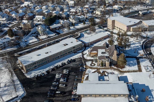 Jackson School in Newton is a highly rated private, catholic school for students in grades K-6.