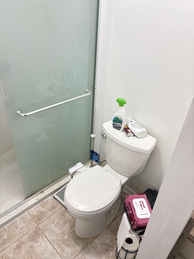 2076 Chateau Ct unit 206A, Grafton, WI 53024 - photo 7