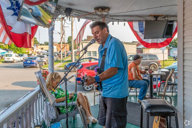 Besides outdoor recreation, there’s also a lot of art and culture in this tiny little community.