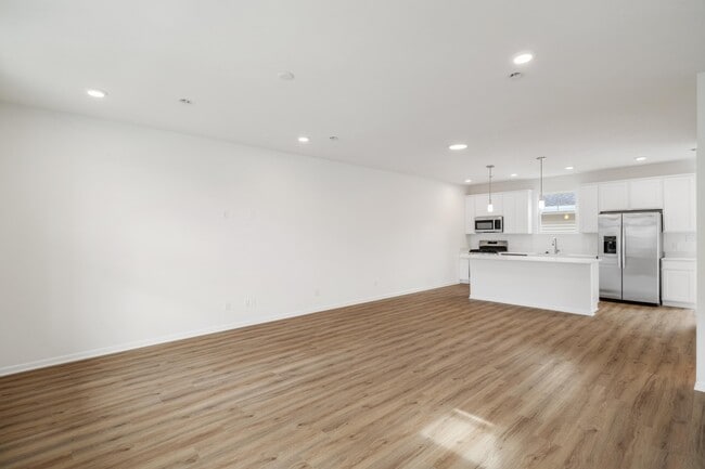 13133 Carolina St, Crown Point, IN 46307 - photo 2