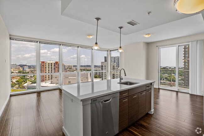 Beacon Harbor Point, Stamford, CT 06902 - photo 2