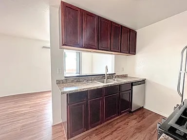 14746 Delano St unit 6, Los Angeles, CA 91411 - photo 4