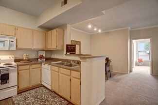 7350 S Garnett Rd, Tulsa, OK 74012