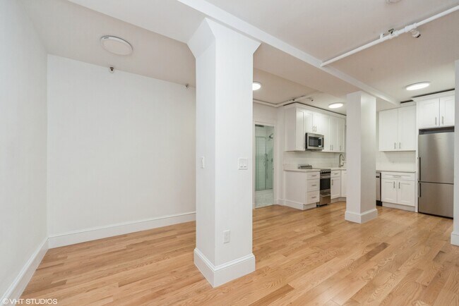 *Pictures are representative samples of the advertised unit. In some cases, the actual units you tou