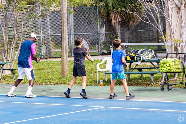 Howard Park tennis courts in Grandview Heights often host private lessons.