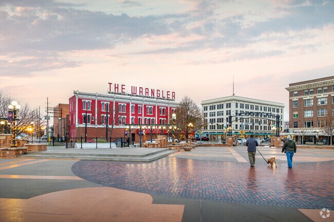 Downtown Cheyenne is a great place to shop and attend events close to HR Ranch.